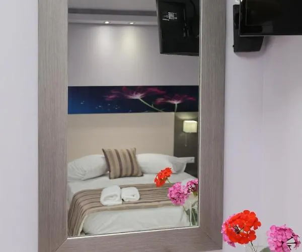 Boutique Giannis فندق *