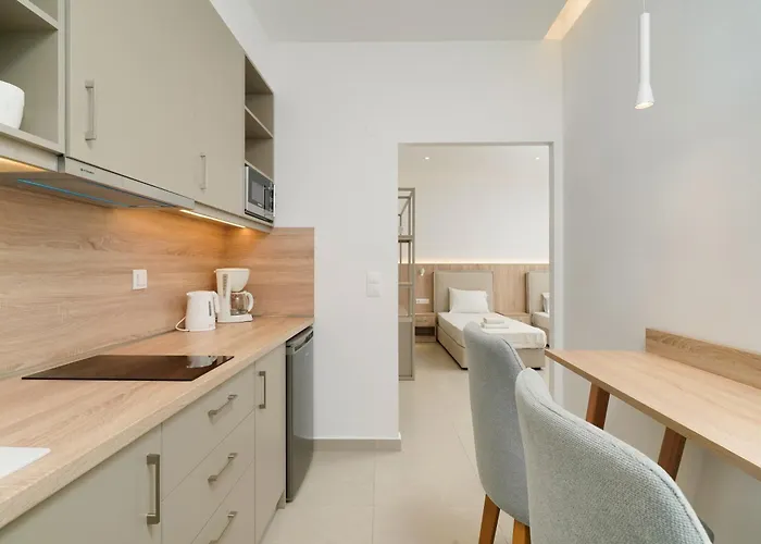 Boutique Giannis فندق يميناريا