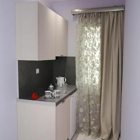 Boutique Giannis فندق يميناريا