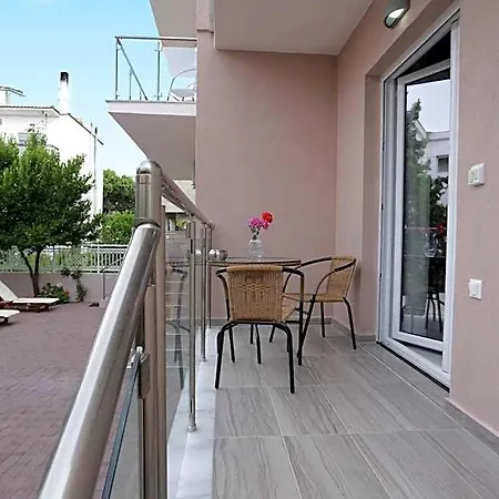 فندق Boutique Giannis يميناريا