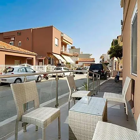Boutique Giannis فندق *